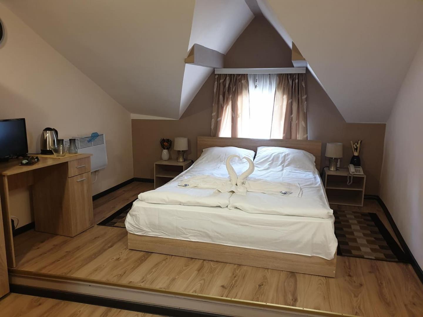 Hotel Валентино Vratsa Exteriér fotografie